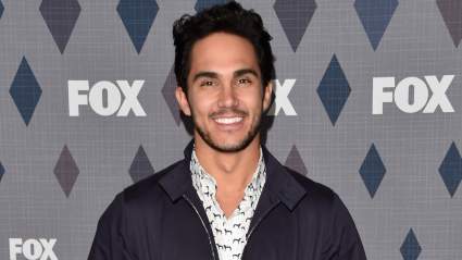 Mira: Los aficionados pasan por la transformación de Carlos PenaVega