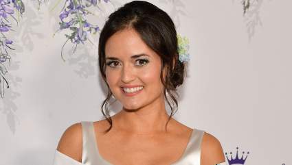 El hermano menor de Danica McKellar fue deplorado en el extranjero