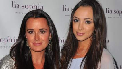 Kyle Richards Daughter Farrah da actualización sobre los planes de bodas nuevos