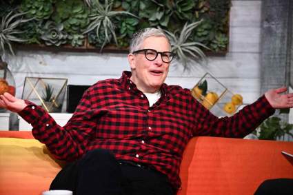 EXCLUSIVE INTERVIEW: Abby McEnany de Showtime ‘Work in Progress’