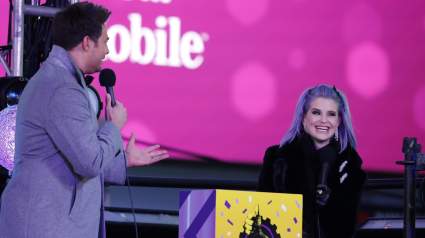 DWTS embarazadas Alum celebra ‘Amazing’ Personal Milestone