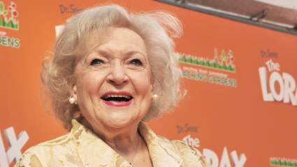 Celebración del cumpleaños de Betty White con el evento especial