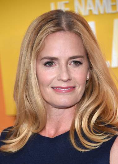 Elisabeth Shue in 2015
