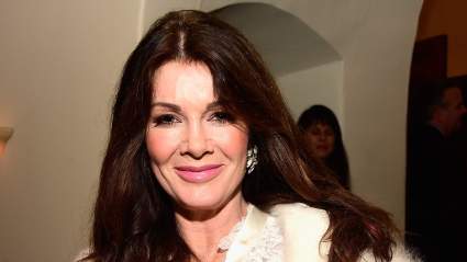 Fans Slam Lisa Vanderpump por preguntar sobre la ganancia de peso de Co-Star
