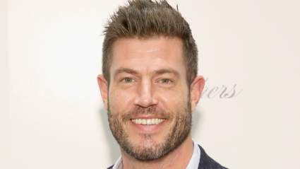‘Bachelor in Paradise’ Como ‘Herding Cats’ Debido a Drama, Teases Jesse Palmer