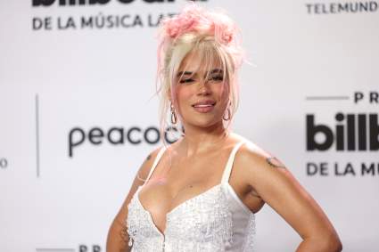 Ricky Martin desató polémica en las redes cuando Karol G fue ignorada en la Semana de la Moda en París