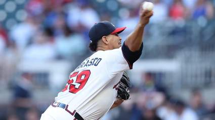 Braves ajustan su roster antes de medirse a los Reds