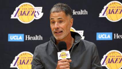 Los Lakers reciben novedades sobre un posible Kyrie Irving