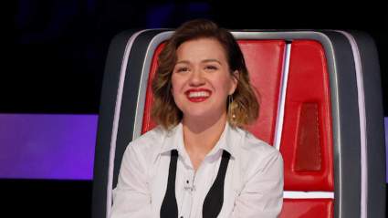 Kelly Clarkson: piden a NBC sacarla de “The Voice” por Molly