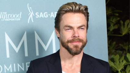Derek Hough confiesa que le cuesta despedirse de Romie