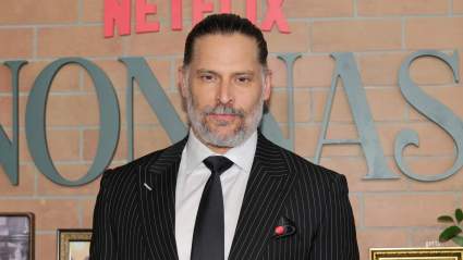 Joe Manganiello muestra el dragón que cubre sus cicatrices